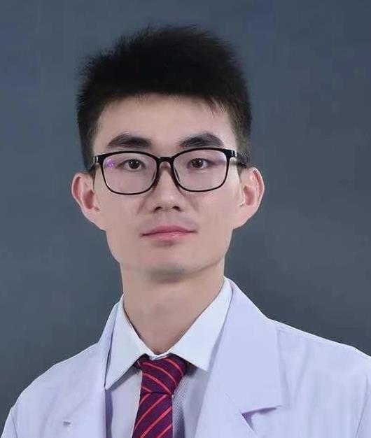 王强
